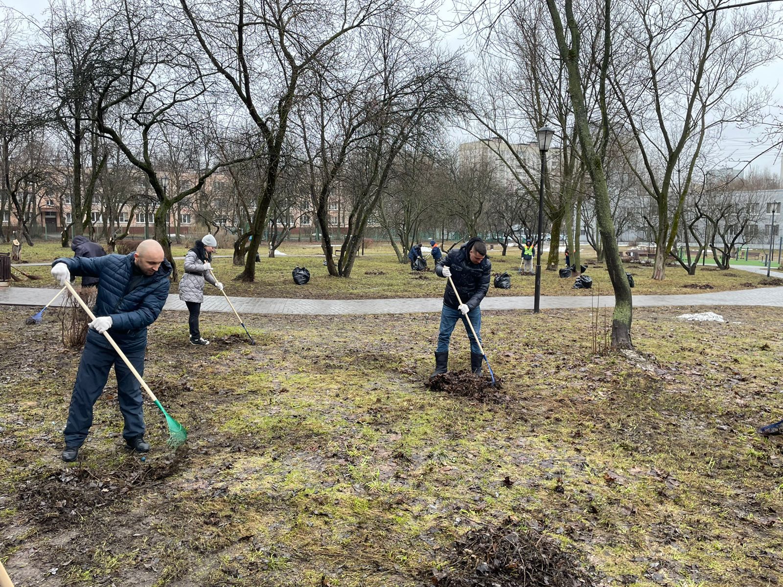 В Конькове состоялся субботник