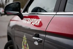 В Москве сотрудники Росгвардии задержали женщину, устроившую дебош в хостеле  