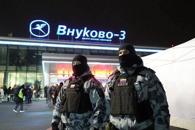 Безопасность во время прибытия Благодатного огня в Москву обеспечили сотрудники Росгвардии 