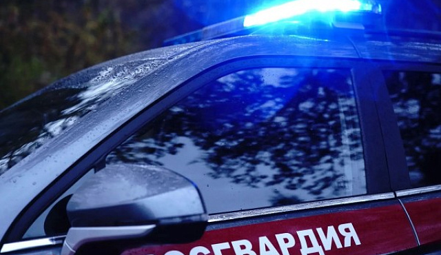 Росгвардейцы задержали мужчину, незаконно проникшего на охраняемый объект на северо-западе Москвы 