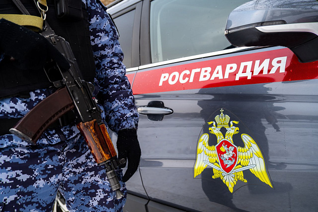 Московские росгвардейцы задержали мужчину, подозреваемого в незаконном обороте наркотиков